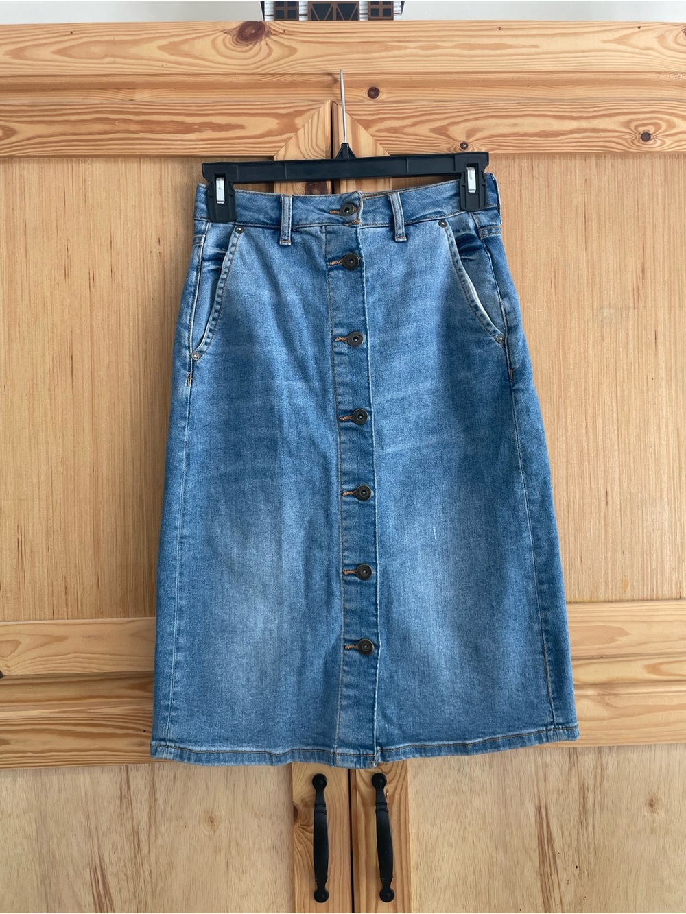 Anthropology pilcro and the letterpress button down modest denim jean skirt